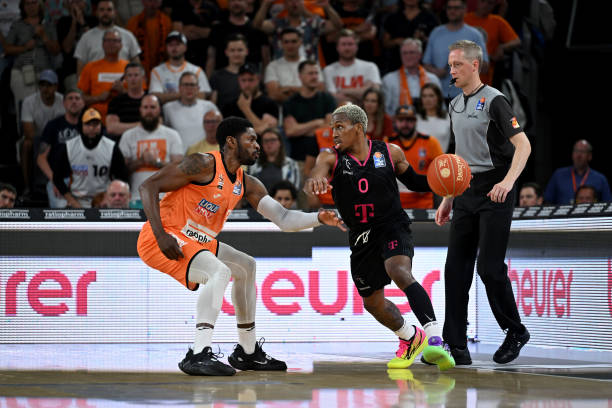 在比赛中展 在比赛中展