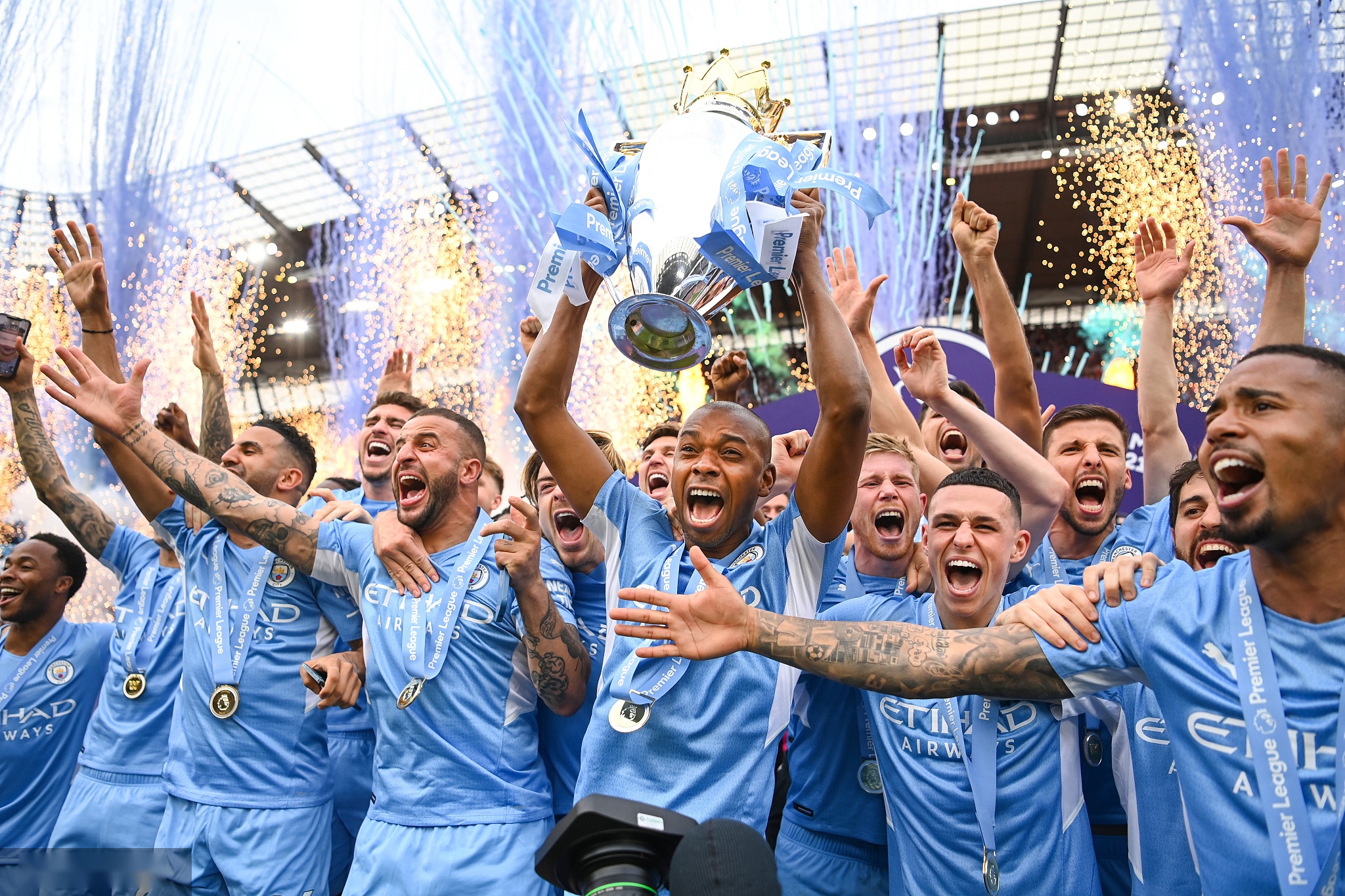 动了周边经 动了周边经