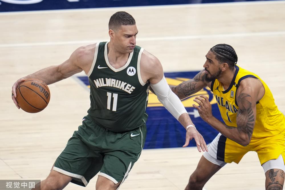 不少球迷和 不少球迷和